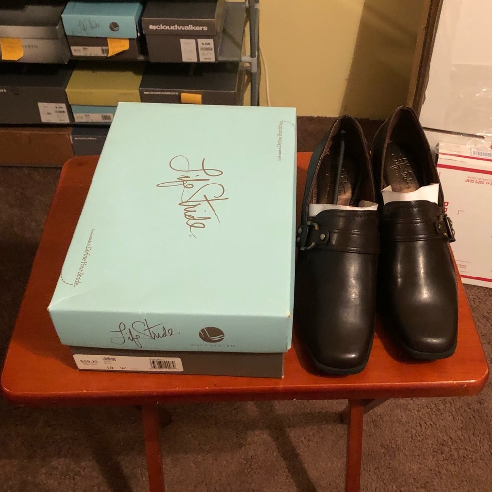 Life Stride Size 10W Dark Brown Dress Shoes